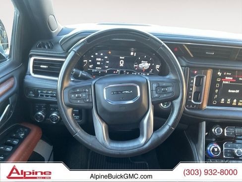 Used 2023 GMC Yukon Denali Ultimate image 12