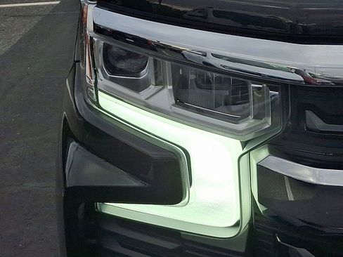 Certified 2025 Chevrolet Silverado 1500 LT image 9