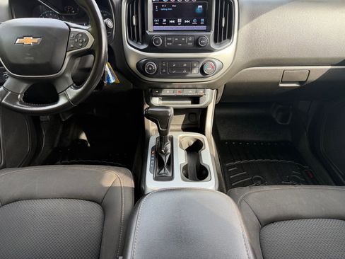 Used 2018 Chevrolet Colorado LT w/ LT Convenience Package image 19