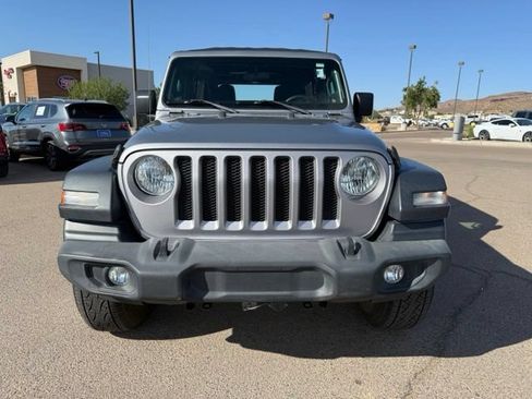 Used 2018 Jeep Wrangler Unlimited Sport AWD/4WD image 35