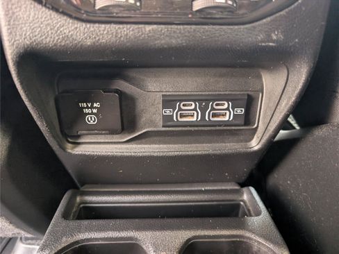 Used 2022 Jeep Grand Cherokee L Limited AWD/4WD image 37