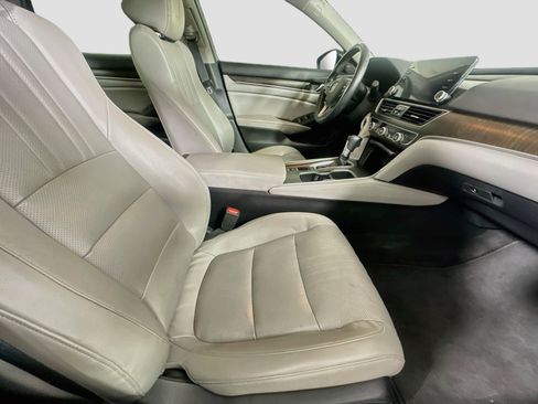 Used 2018 Honda Accord EX-L image 30