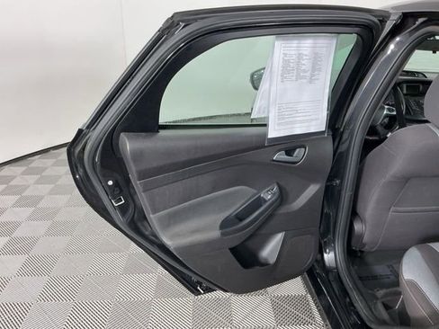 Used 2013 Ford Focus ST FWD image 23