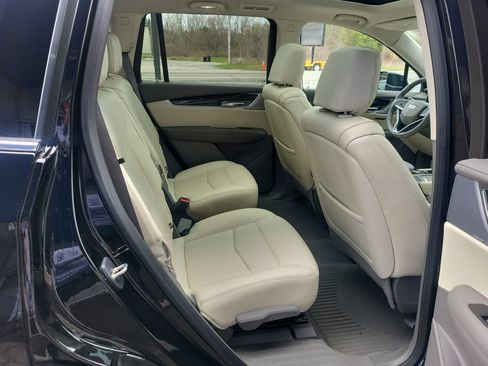 Certified 2023 Cadillac XT6 Premium Luxury w/ Technology Package AWD/4WD image 18