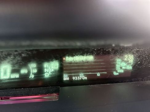 Used 2015 Toyota Prius Three image 15