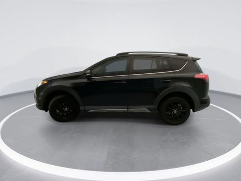Used 2018 Toyota RAV4 Adventure AWD/4WD image 3