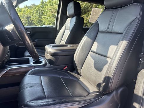 Used 2020 Chevrolet Silverado 1500 High Country w/ Technology Package AWD/4WD image 14