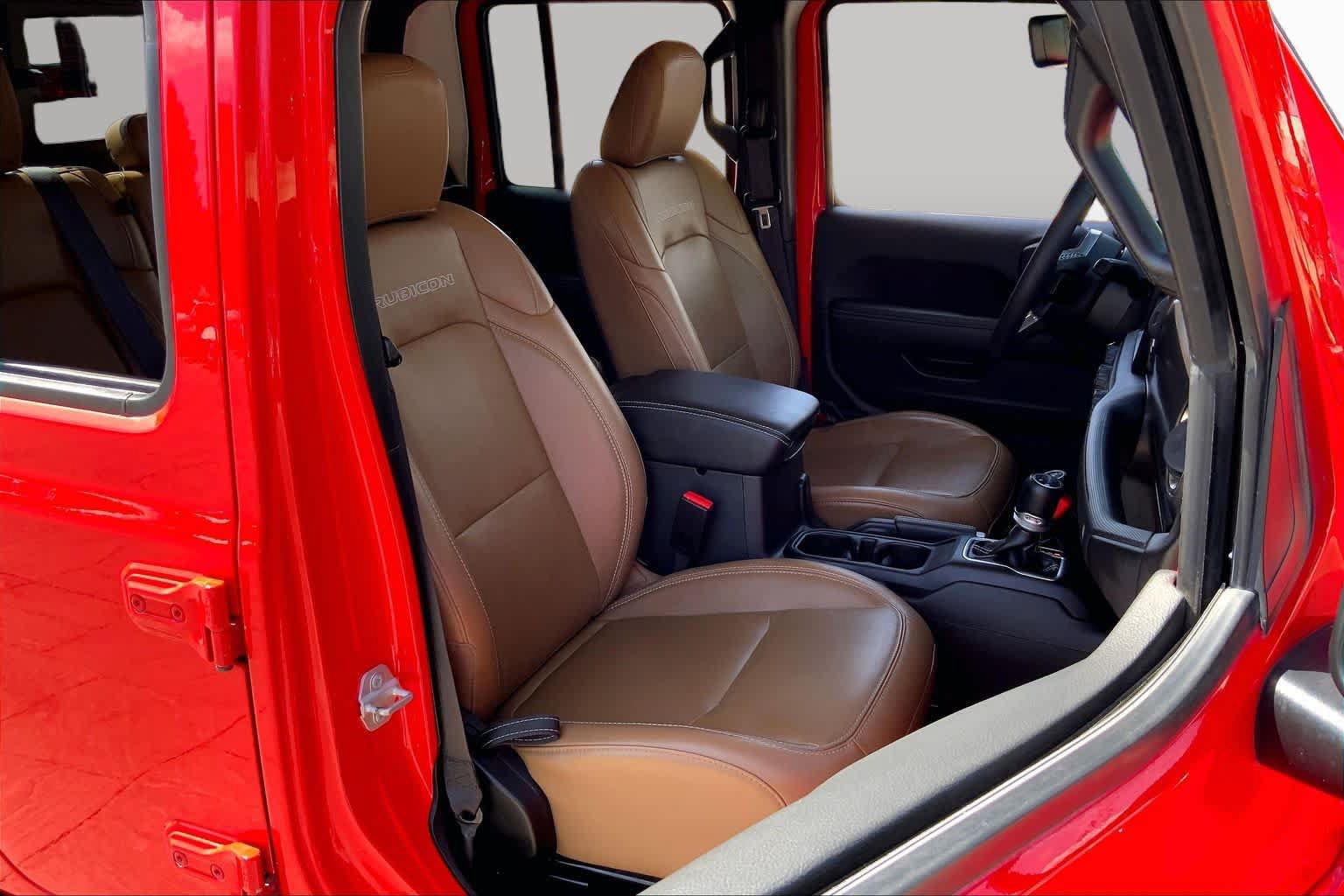 Used 2023 Jeep Gladiator Rubicon w/ Cold Weather Group AWD/4WD image 9