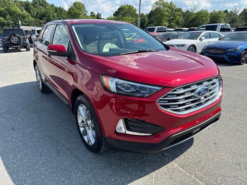 Used 2023 Ford Edge Titanium w/ Equipment Group 301A AWD/4WD image 2