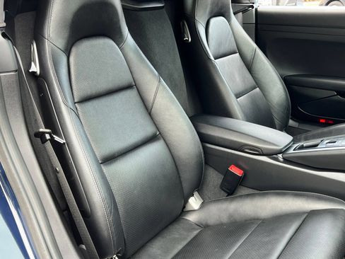 Certified 2019 Porsche 718 Boxster RWD image 20