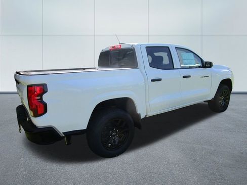 New 2026 Chevrolet Colorado W/T w/ WT Custom Package RWD image 9