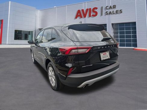 Used 2025 Ford Escape Active FWD image 9