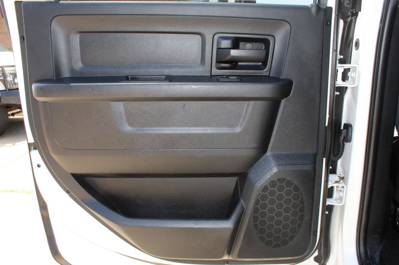 Used 2014 RAM 2500 Tradesman w/ Chrome Appearance Group AWD/4WD image 12