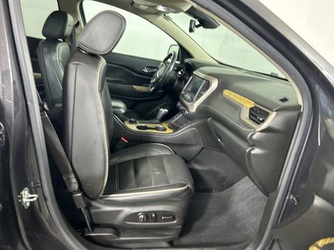 Used 2018 GMC Acadia Denali w/ Technology Package image 29