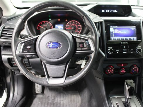 Used 2018 Subaru Crosstrek 2.0i Premium w/ Moonroof Package image 10