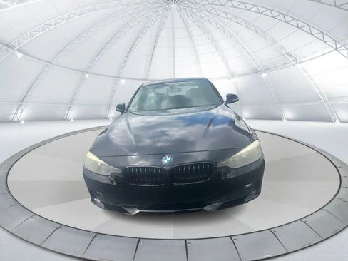 Used 2015 BMW 320i Sedan image 2