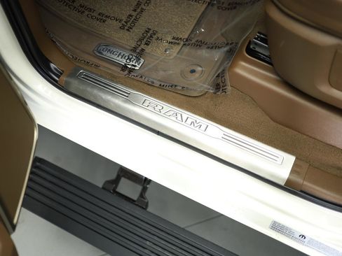 Used 2024 RAM 3500 Limited image 29