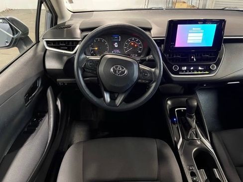 Used 2023 Toyota Corolla LE FWD image 18
