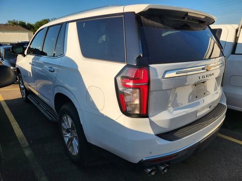 Used 2021 Chevrolet Tahoe Premier w/ Premium Package RWD image 3