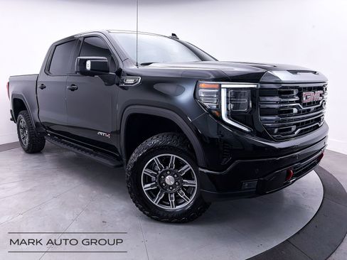 Used 2024 GMC Sierra 1500 AT4 w/ Technology Package AWD/4WD image 1