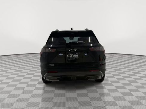 New 2026 Chevrolet Equinox ACTIV w/ Convenience Package III image 9