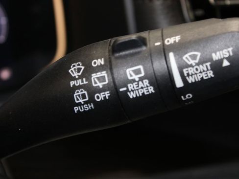 Used 2023 Jeep Wagoneer Series II image 40