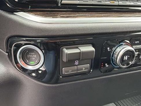 New 2026 GMC Sierra 1500 Elevation AWD/4WD image 17