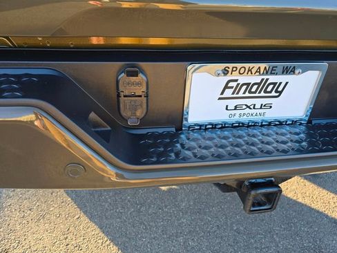 Used 2024 GMC Canyon AT4 w/ AT4 Premium Package image 34