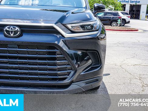 Used 2024 Toyota Grand Highlander AWD image 18