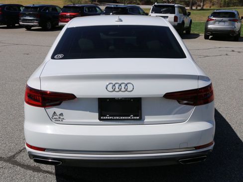 Used 2019 Audi A4 2.0T Premium w/ Convenience Package image 4
