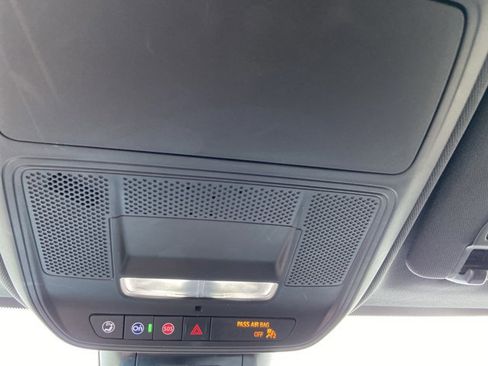 Used 2025 GMC Terrain Elevation AWD/4WD image 51