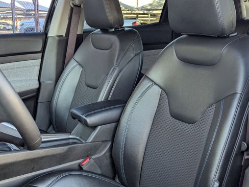 Used 2022 Jeep Compass Latitude image 14