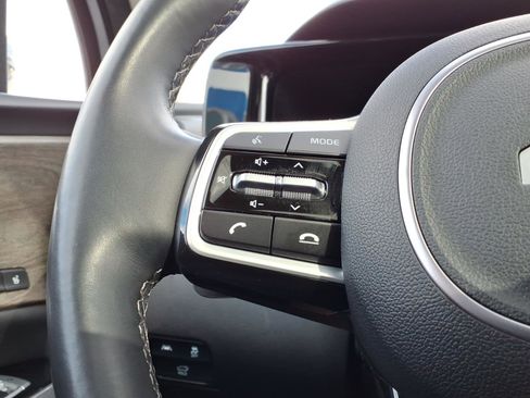 Used 2023 Kia Sorento SX Prestige image 30