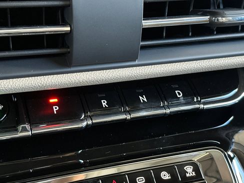 New 2025 Lincoln Corsair Grand Touring image 21