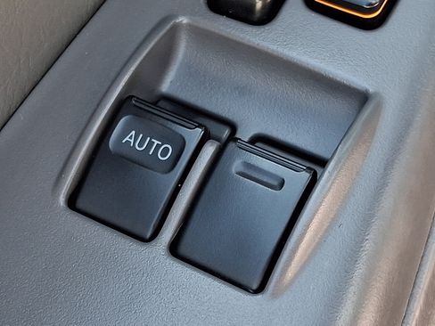 Used 2008 Toyota Solara SLE FWD image 23