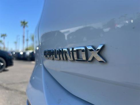 Used 2024 Chevrolet Equinox LT image 24