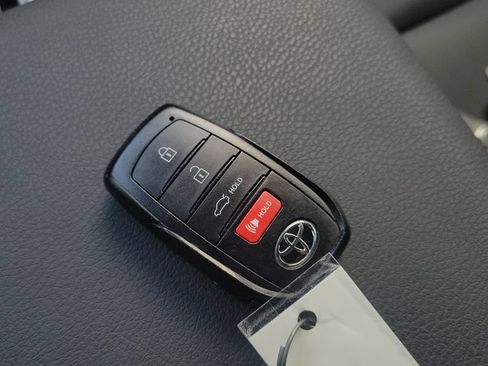 Used 2026 Toyota Camry SE FWD image 23