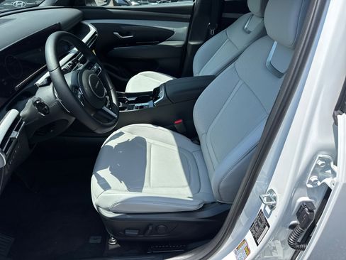 New 2025 Hyundai Santa Cruz Limited image 9