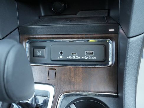 Used 2024 Subaru Ascent Touring AWD/4WD image 35