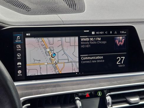 Used 2023 BMW X5 xDrive45e w/ Climate Comfort Package AWD/4WD image 4