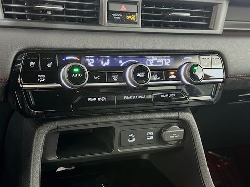 New 2026 Honda Pilot Black Edition image 16