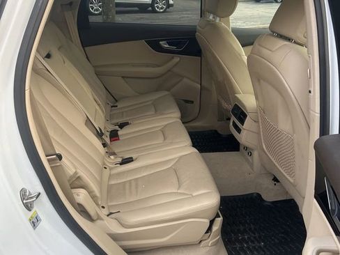 Used 2018 Audi Q7 3.0T Premium Plus image 14