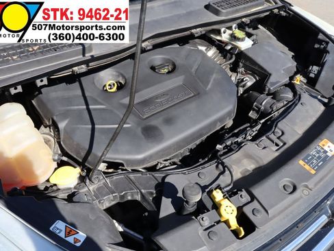 Used 2015 Ford Escape Titanium w/ Equipment Group 301A AWD/4WD image 25