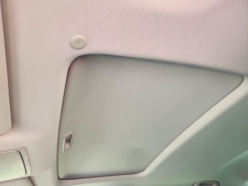 Used 2019 Honda Accord EX-L image 18