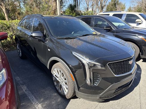 Used 2020 Cadillac XT4 Sport image 2