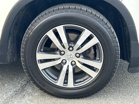 Used 2017 Honda Pilot EX image 7