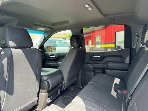 Used 2020 Chevrolet Silverado 1500 Custom w/ Custom Value Package RWD image 24