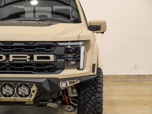 Used 2025 Ford F150 Raptor image 3