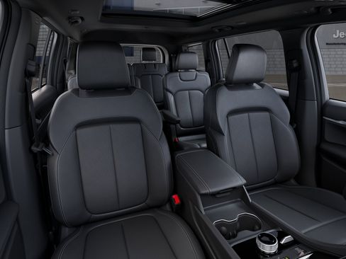 New 2026 Jeep Grand Cherokee L Limited AWD/4WD image 39
