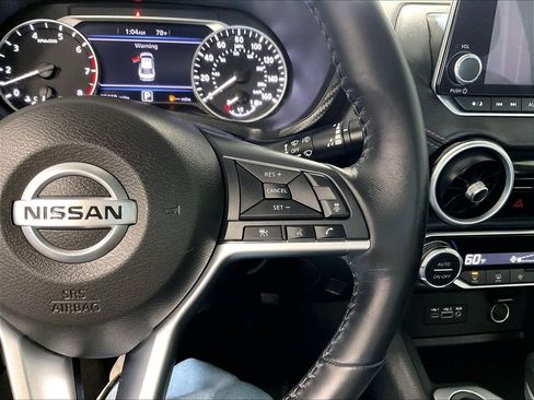 Used 2021 Nissan Sentra SV FWD image 23